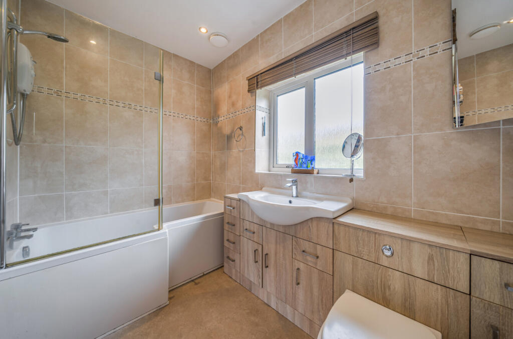 1355229-7-68cbcfa...