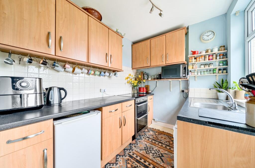 66e0d086d00f4-l-1182546 (4)