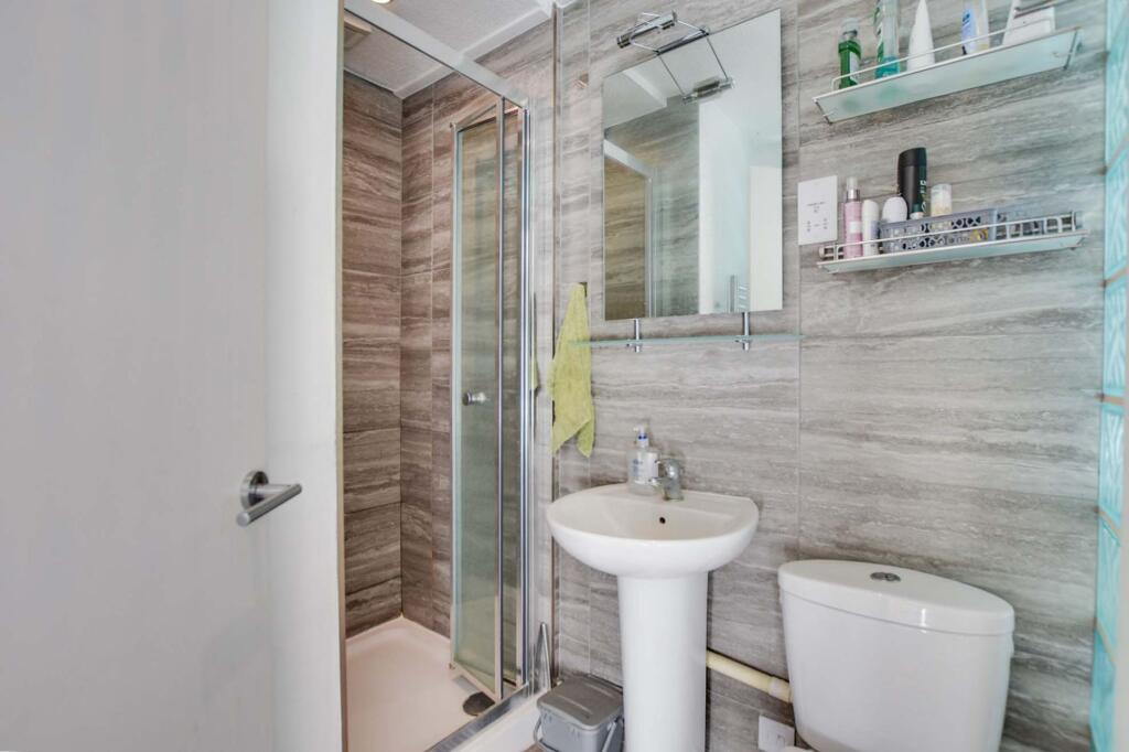 En-suite Shower Room