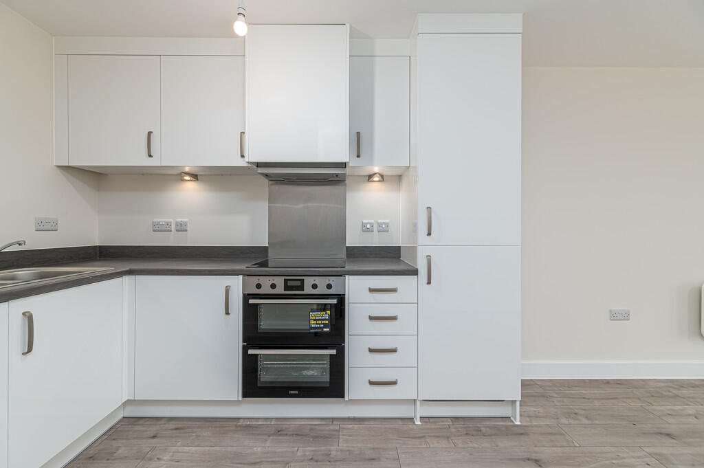 Flat 76-8
