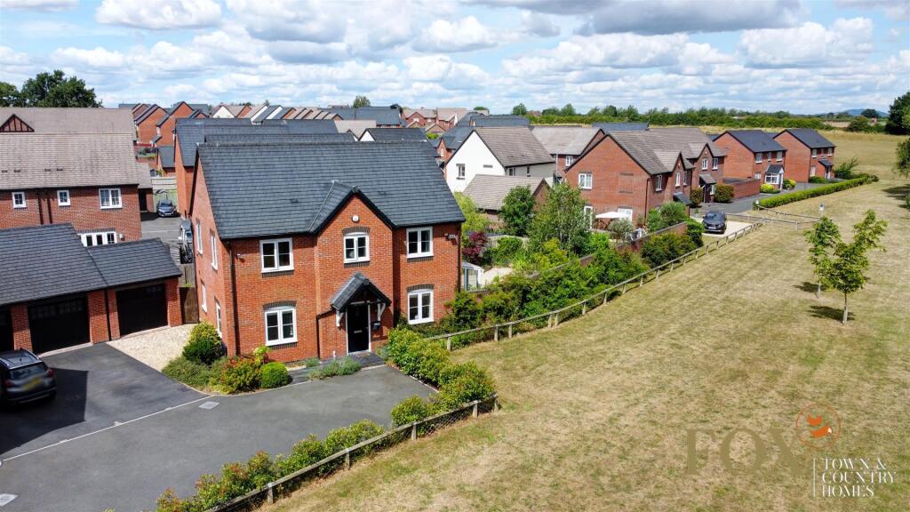 21 Wessex Grove (6).jpg