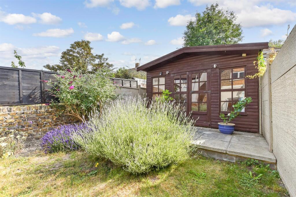 Workshop/Outbuildings