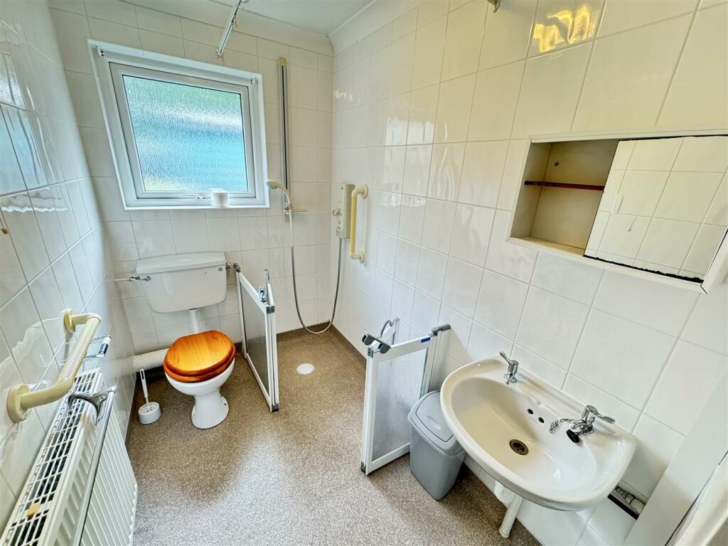 WET ROOM