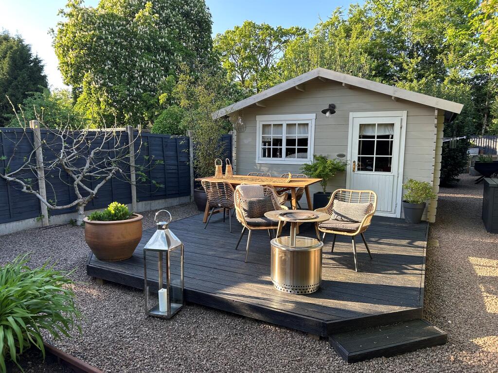 Garden Lodge