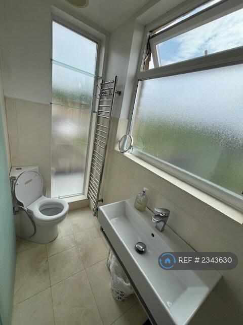 Ensuite Bathroom