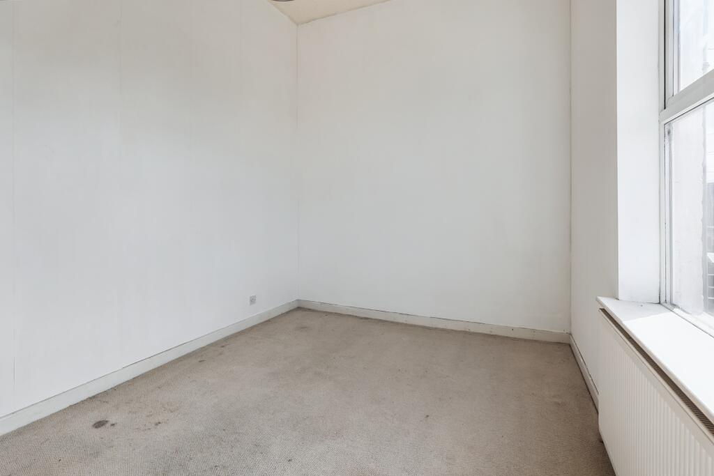 31 Regent Street, Bury, Lancashire, BL9 5AT