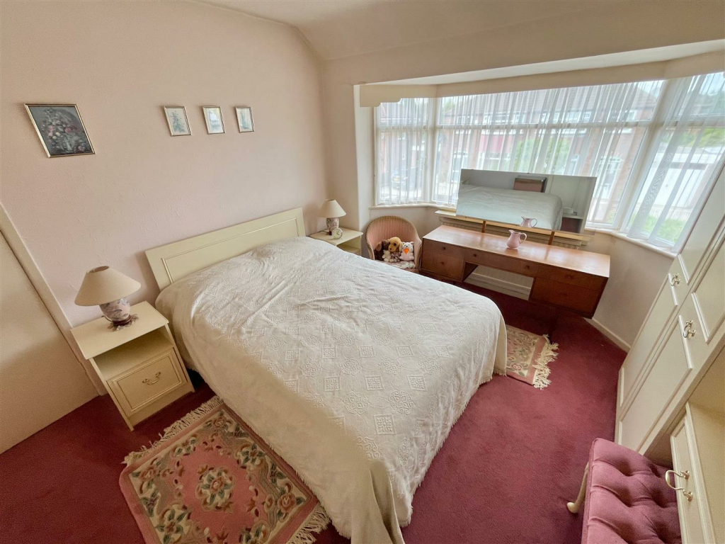 Bedroom 1 Aspect 2
