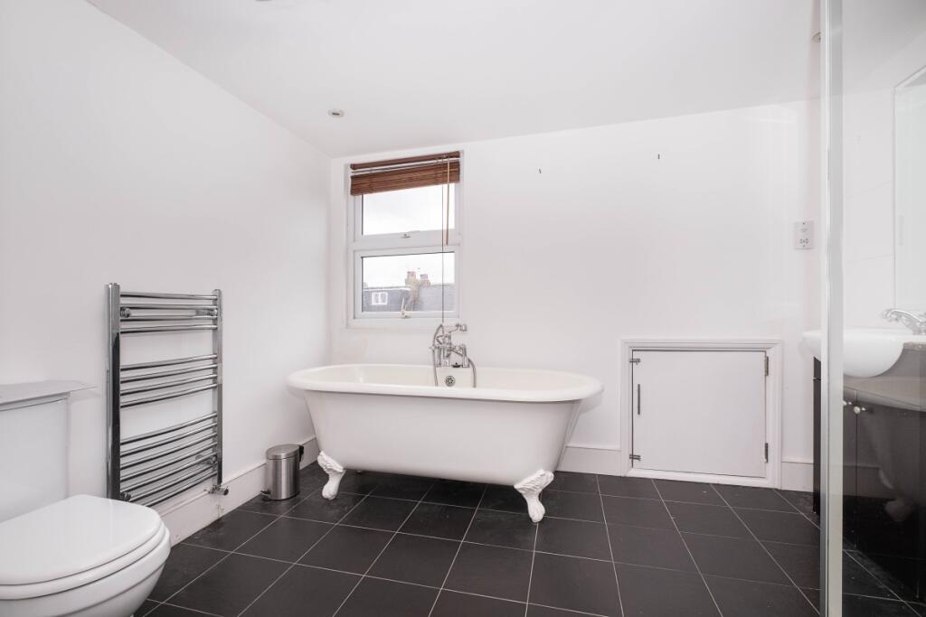 158-clonmore-stre...