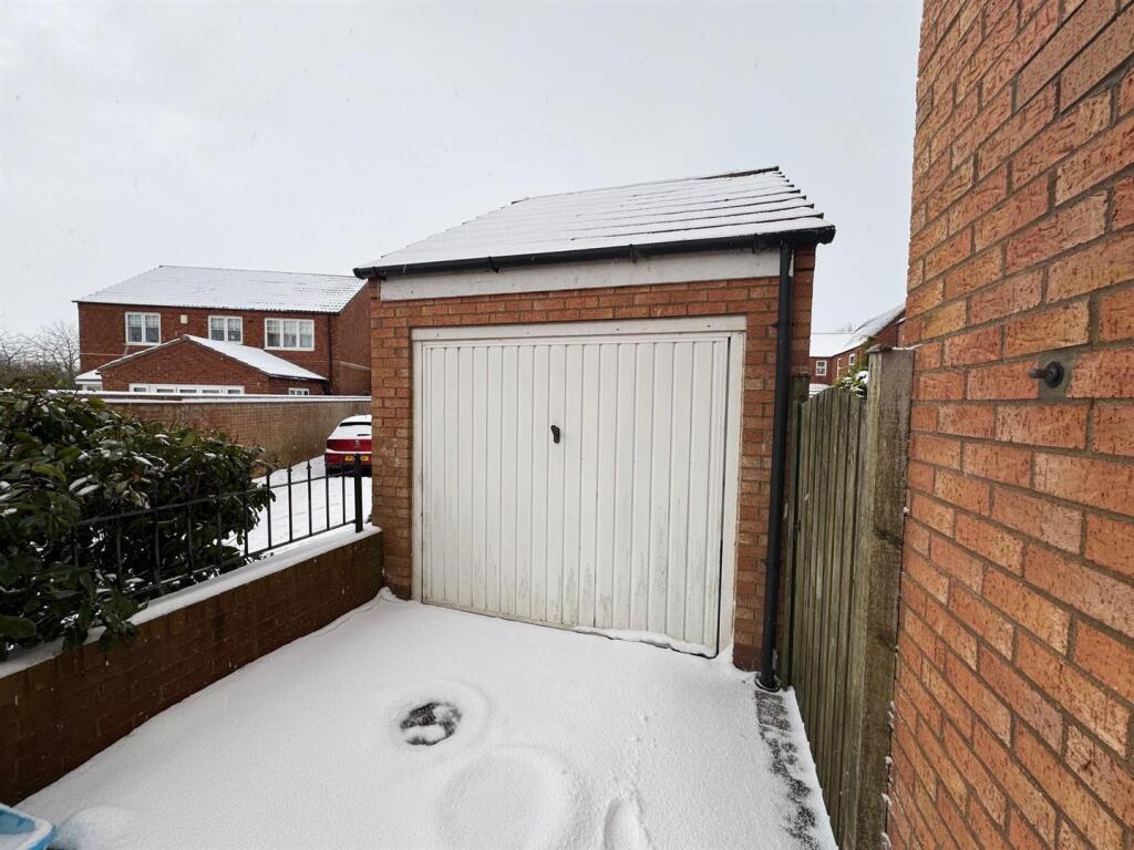 Garage.jpg