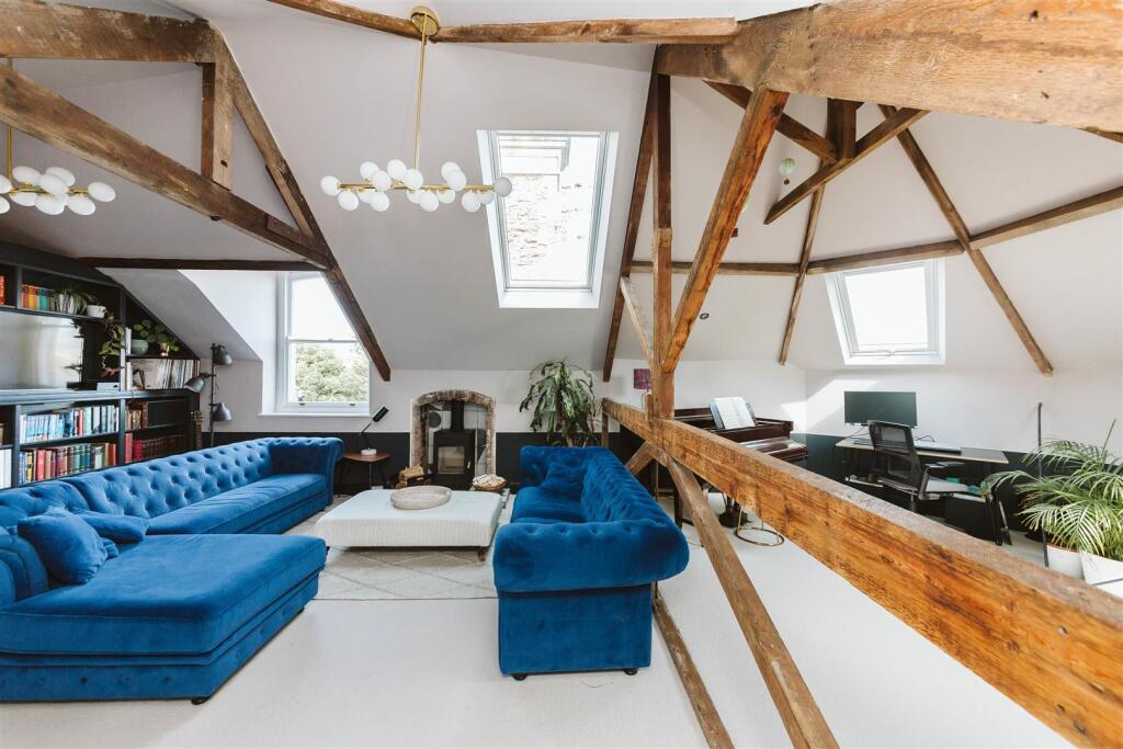 Bannerleigh House (14).jpg