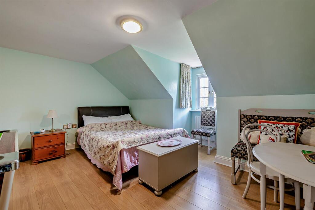 8658307-interior23-800.jpg