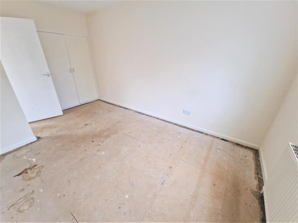 Bedroom V.jpg