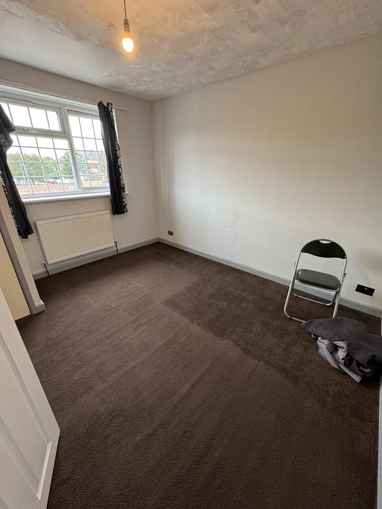 Photo 18-08-2025,...