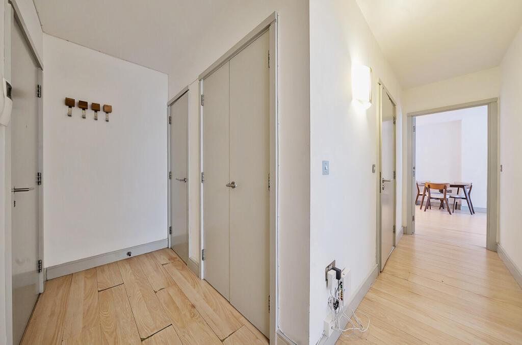 1318762-16-687e24...