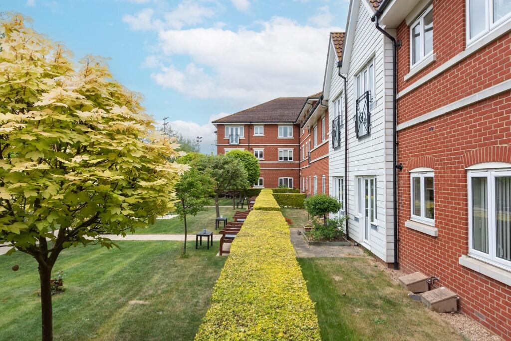 Gressland Court