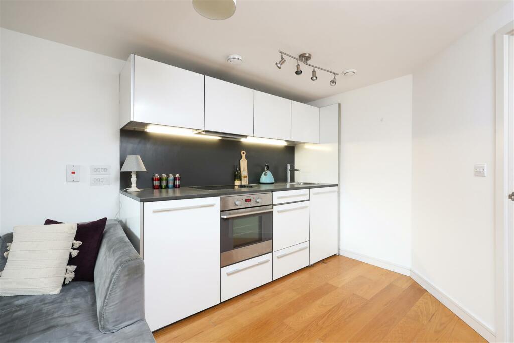 28 The Refinery 3.jpg