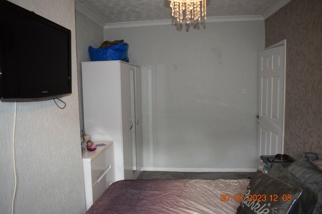 Front Double Bedroom