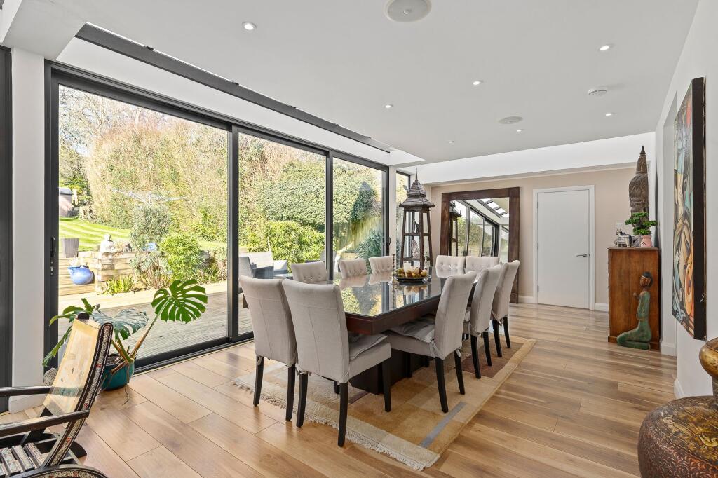 Living / Entertaining Room