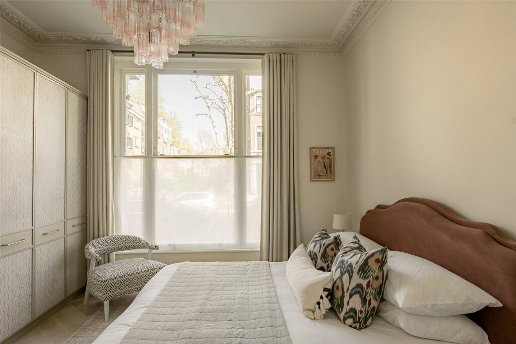 Principal Bedroom