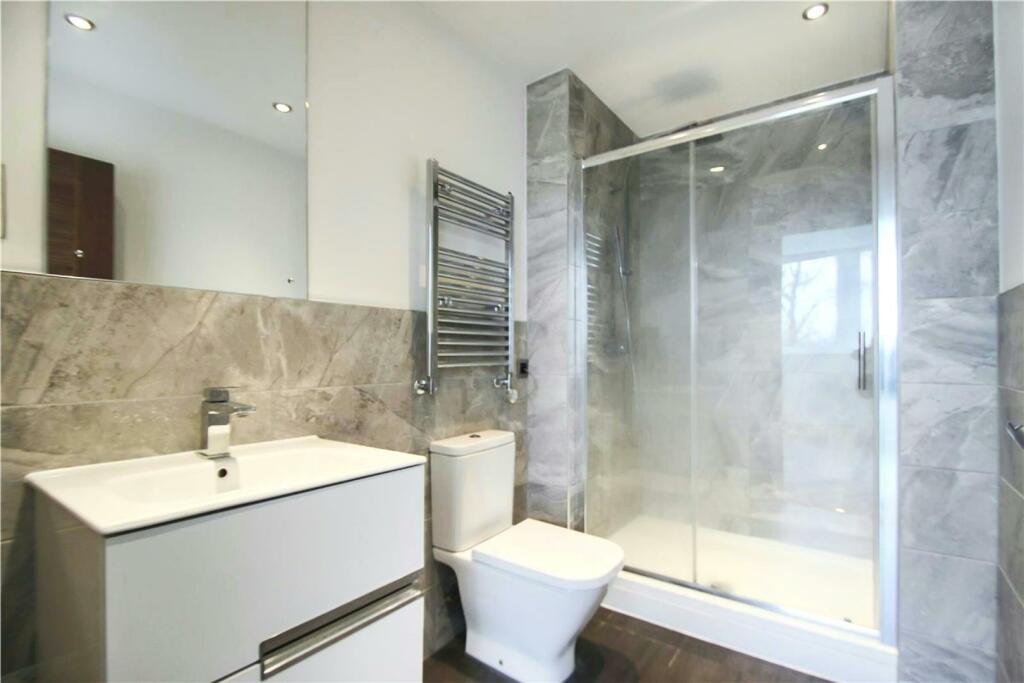 Bedroom 1 En-Suite