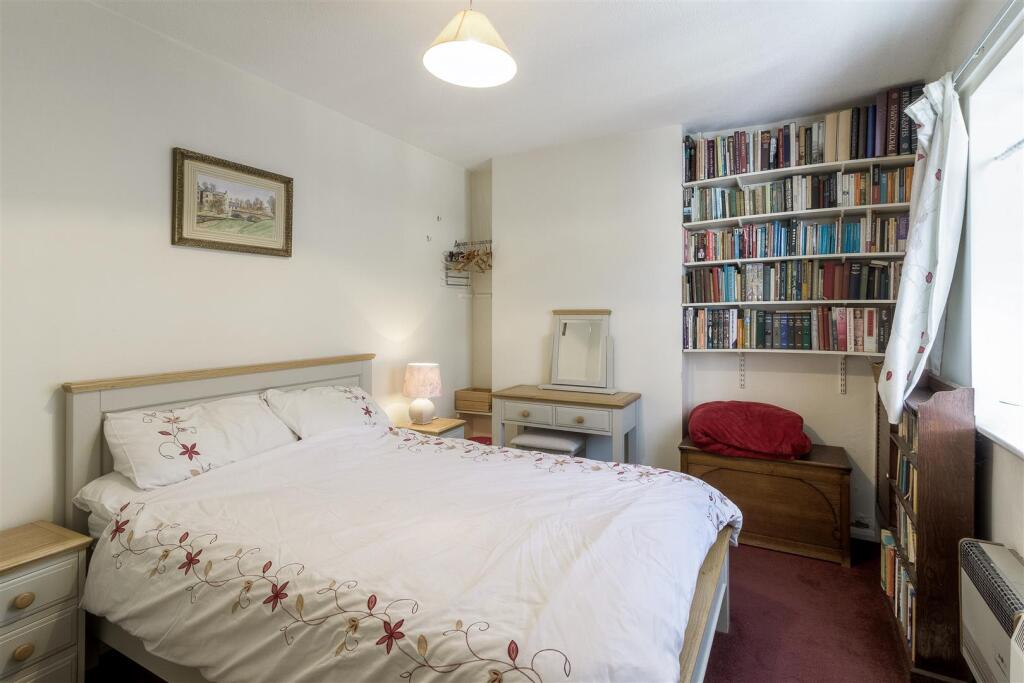 Flat 5 Bedroom