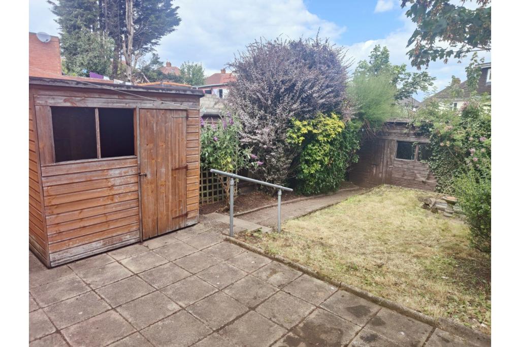 Shed
