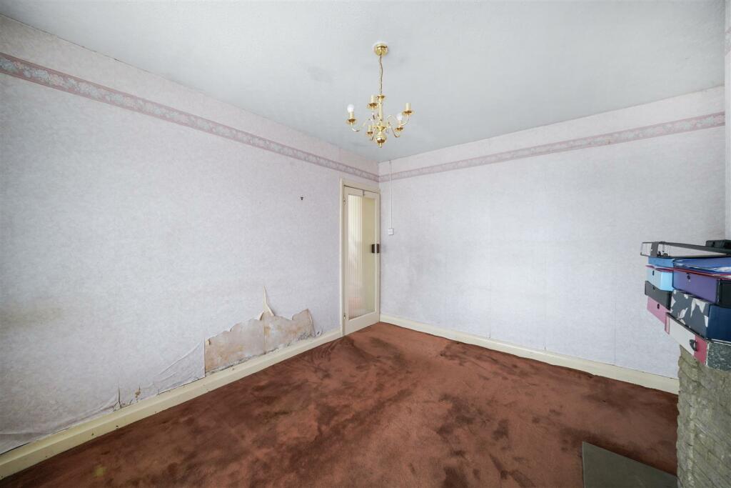 18 Cambridge Avenue - QO8pTdwd9KwMhk9X7kAo.jpg