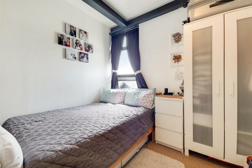 6_Bedroom 2-0.jpg