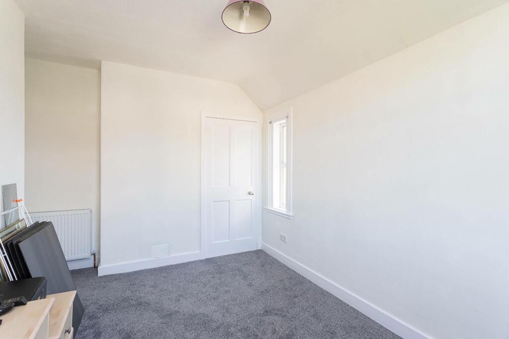 MFL9235724_018.jpg
