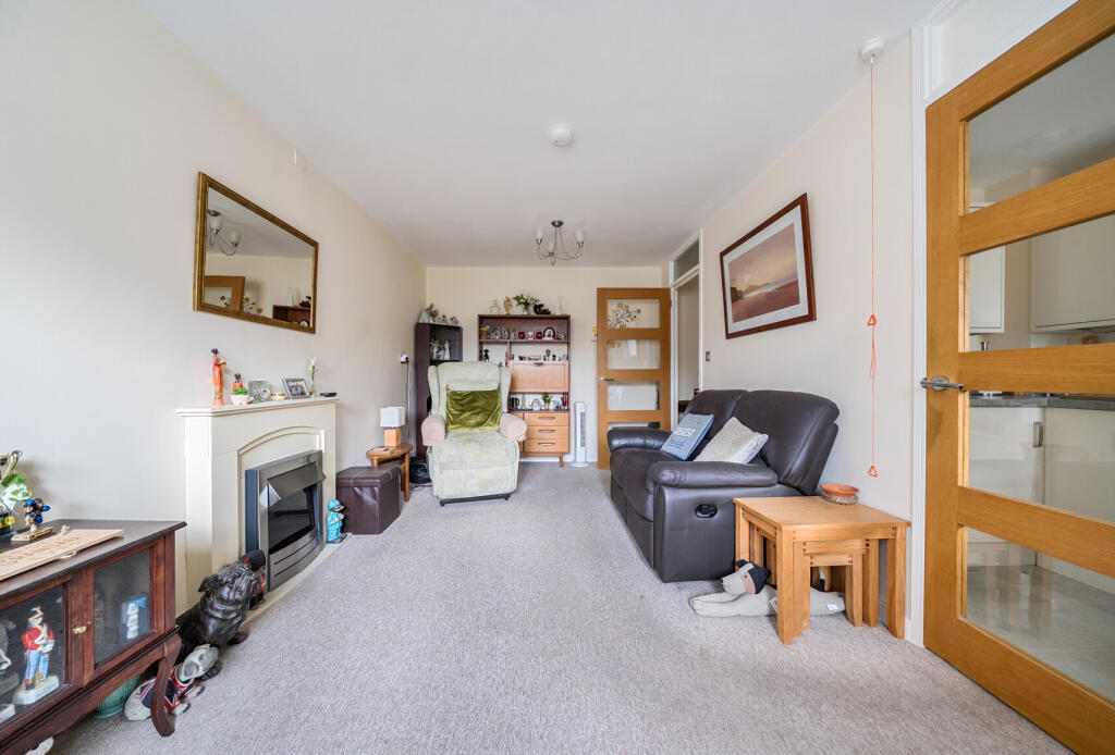 1369236-7-68f25cd...