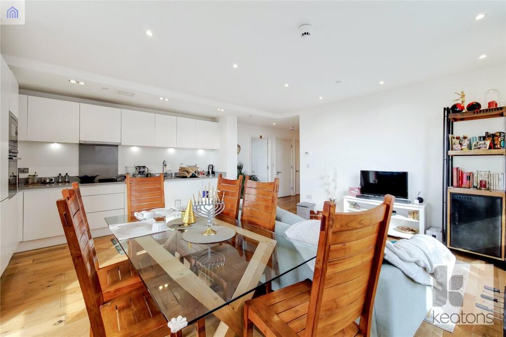 Living Room/Kitchen