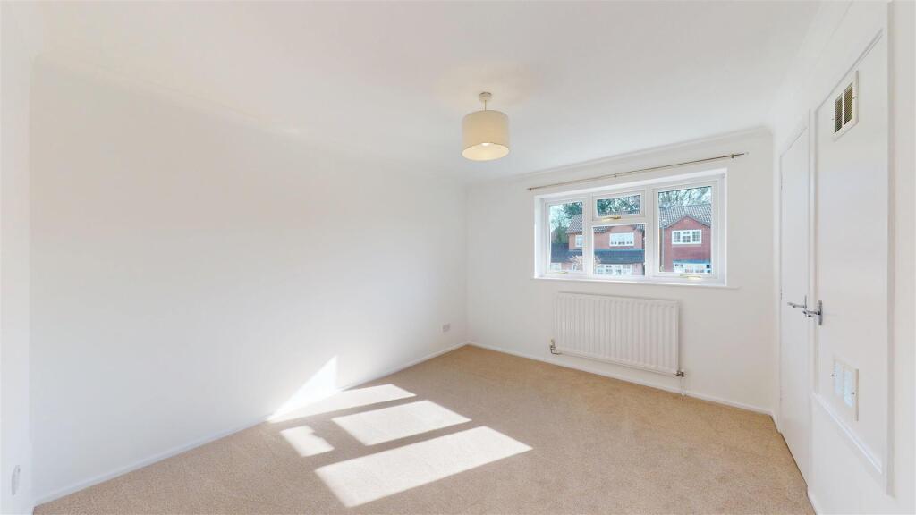 Sunnybank Road 35 Bedroom One.jpg