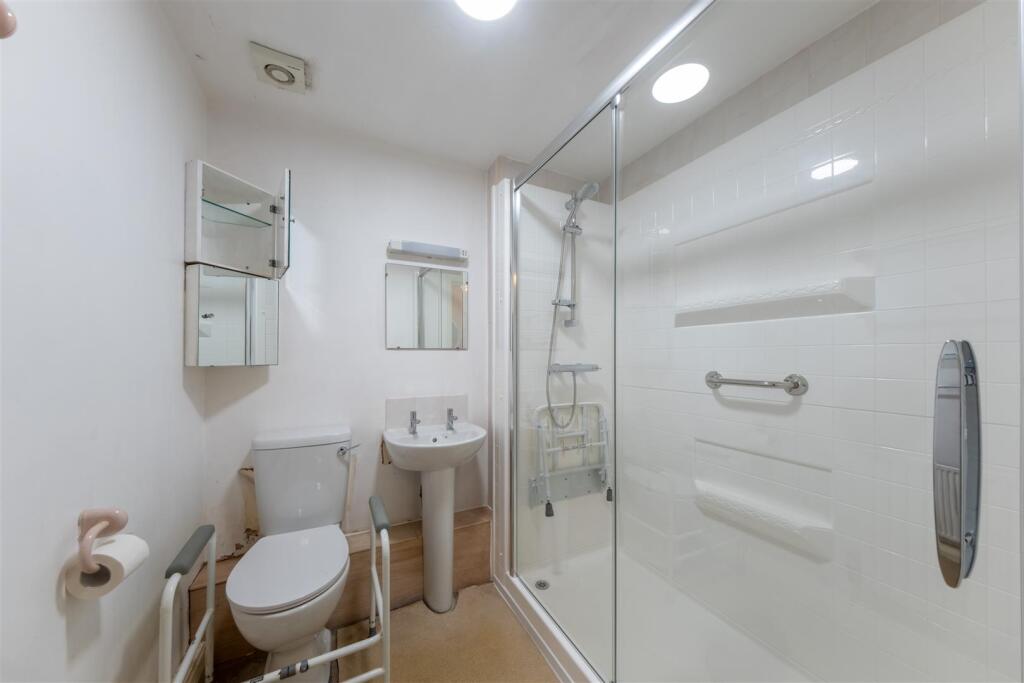 28 Rathbone Park-012.jpg