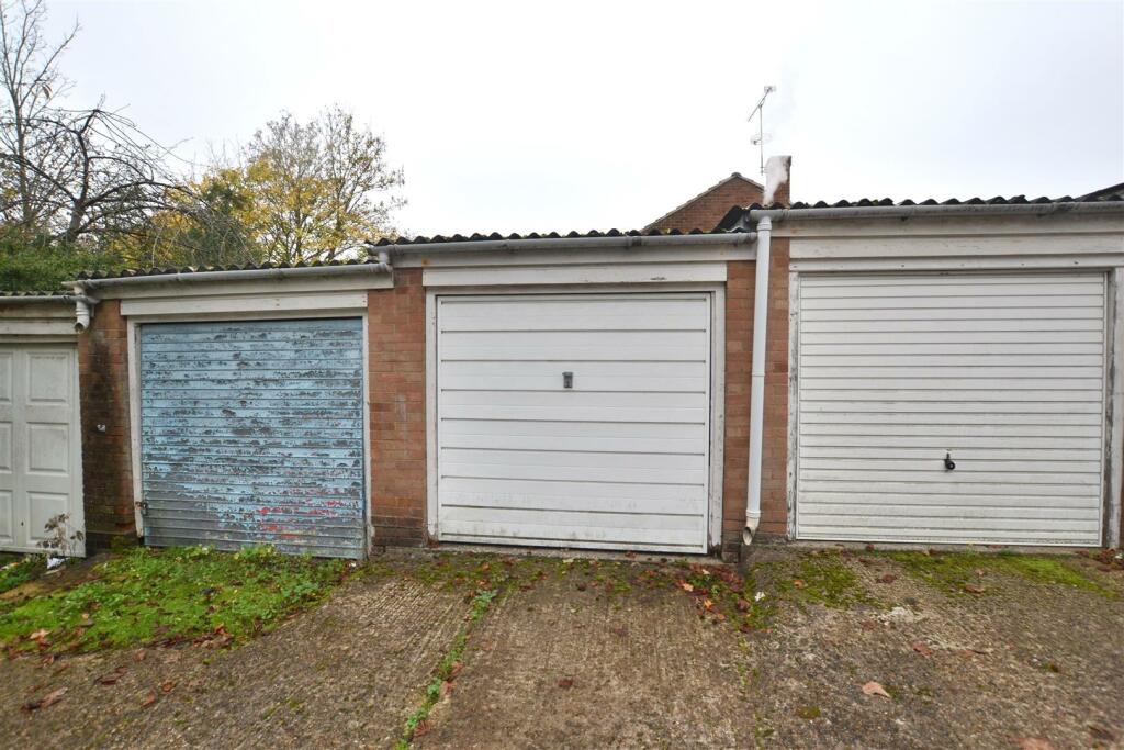 Garage In Nearby Block.JPG