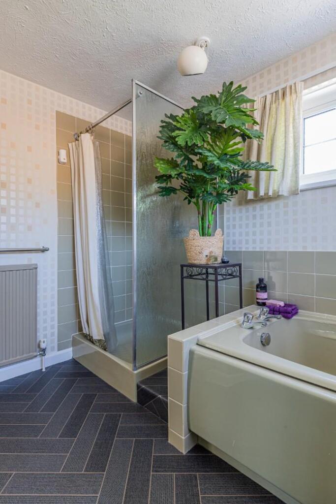 Fidlas Road 180-18.jpg