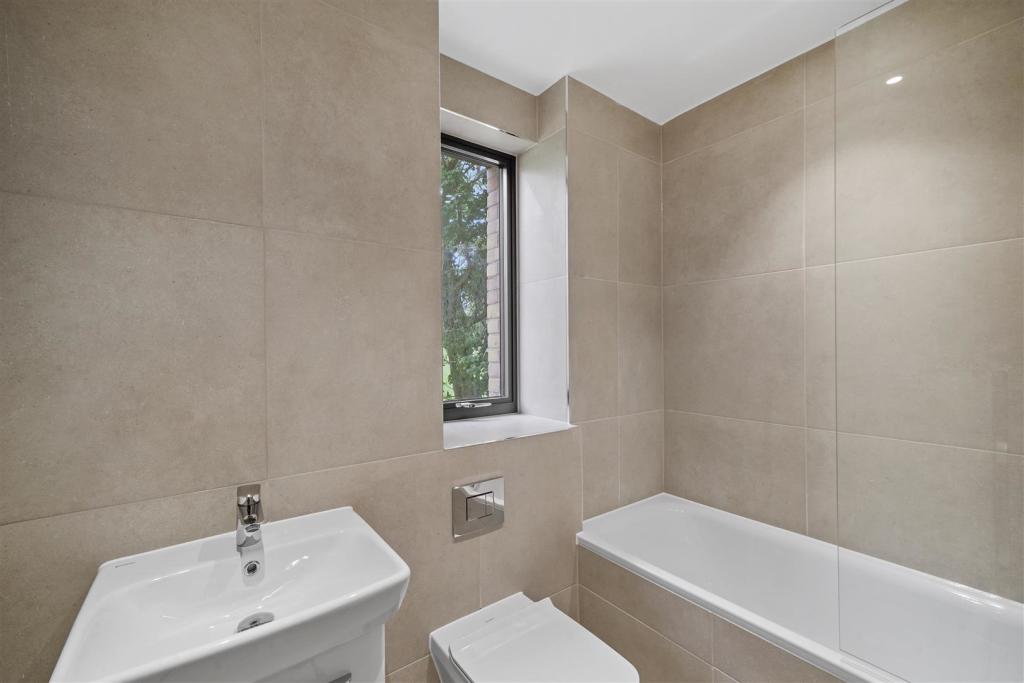 Flat 5, 1 Bridgehill Close - O7Et0hD0Itn11Xr03FQ5.