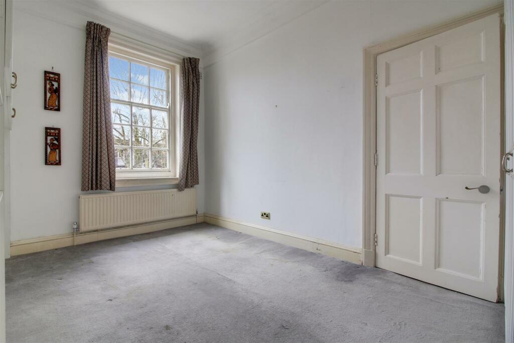 BED2 CARPET EDITED.jpg