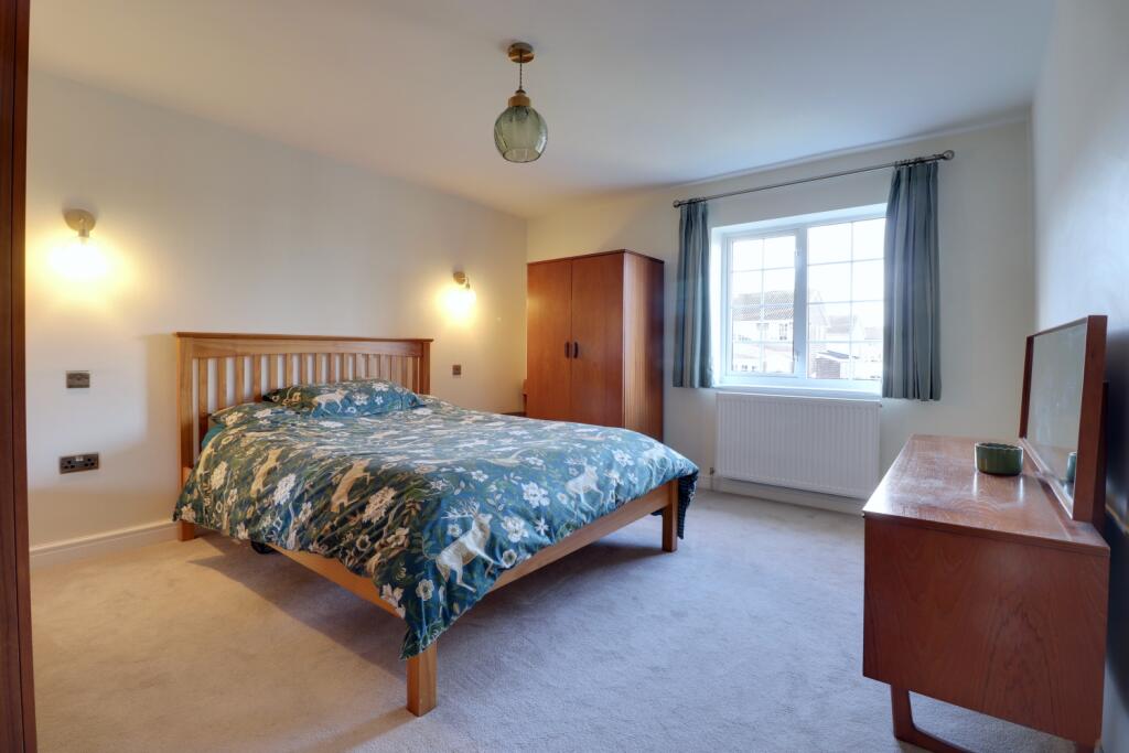 Spacious bedroom 1