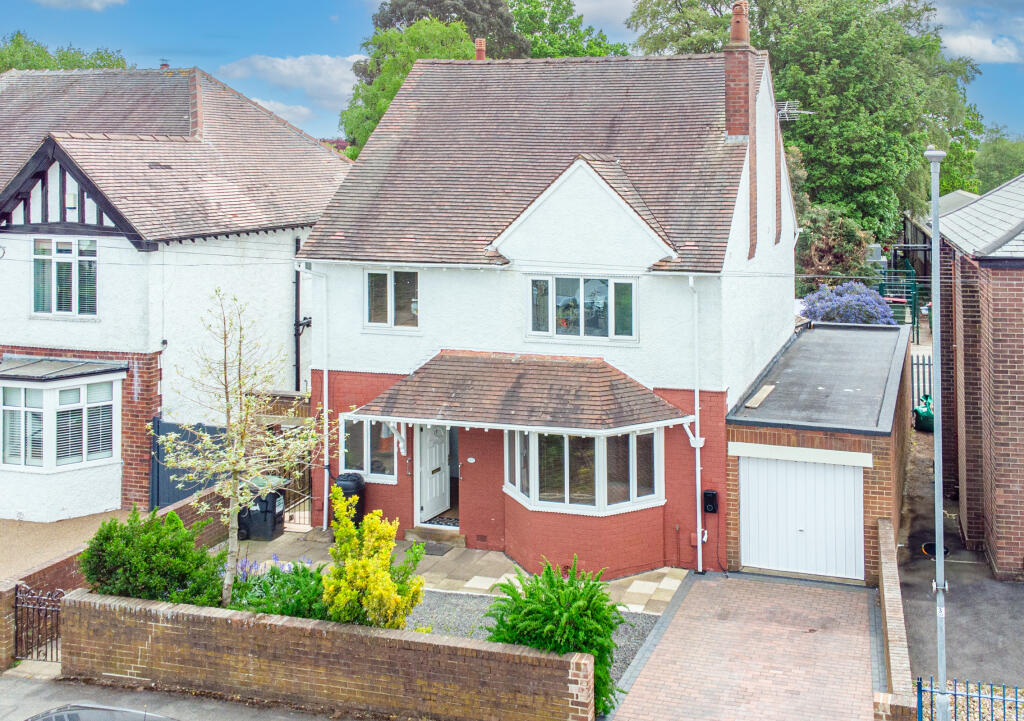 East Moor Road, Leeds, LS8