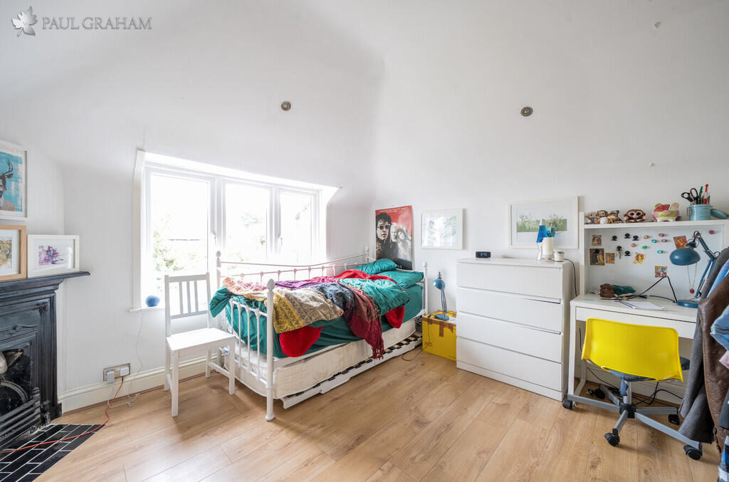 f6d2303c-fc15-4cd...