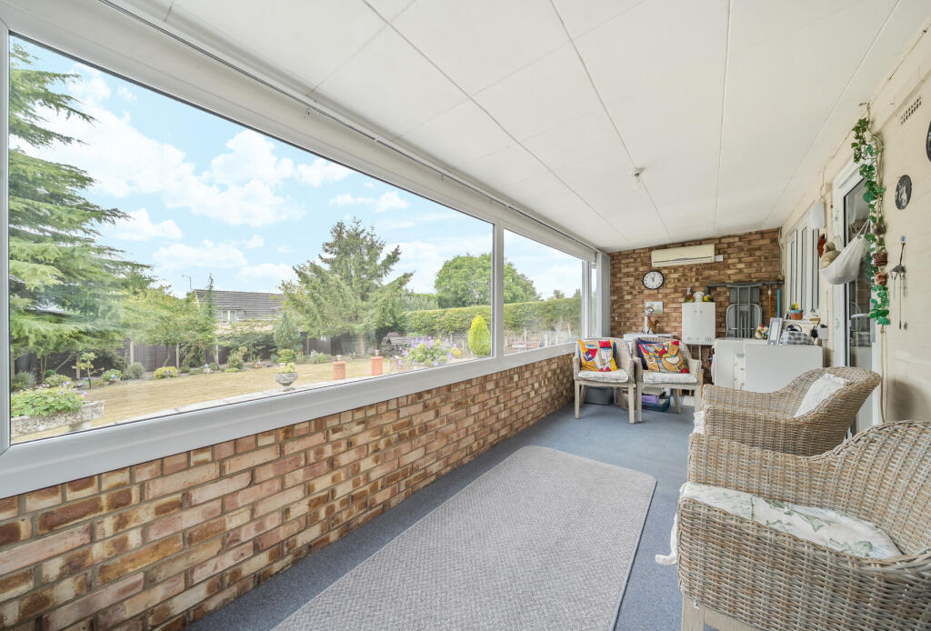 1342336-7-68a5a3b...