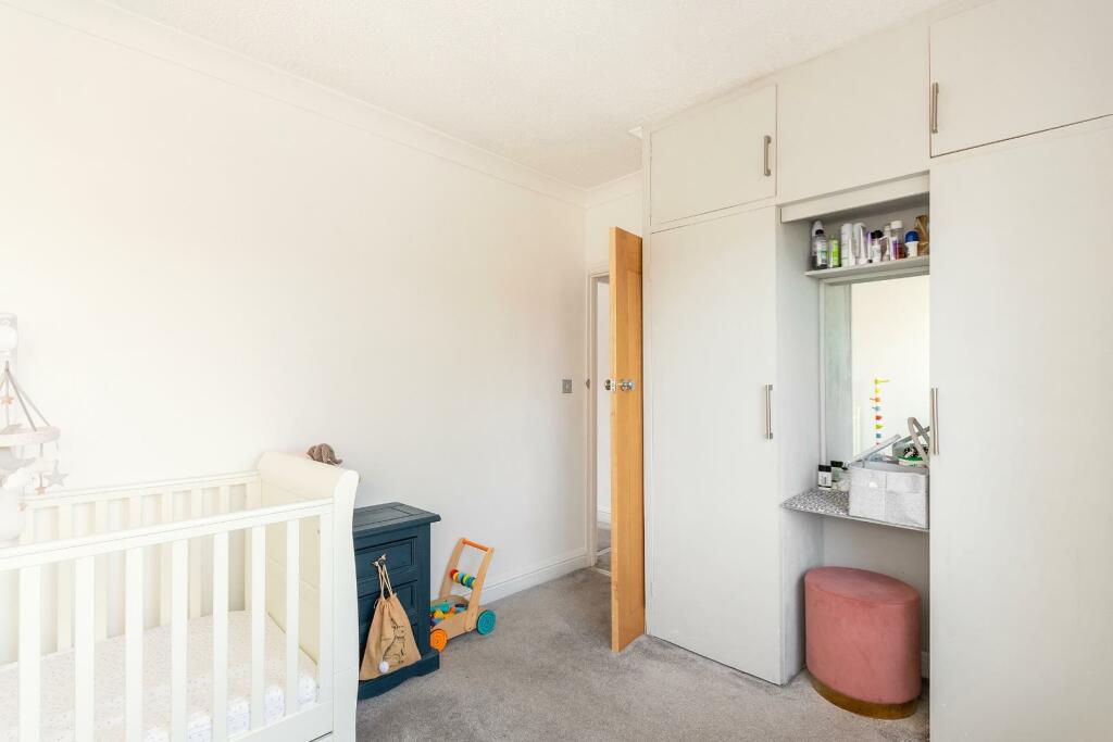 S7L6LBR - Bedroom A.jpg