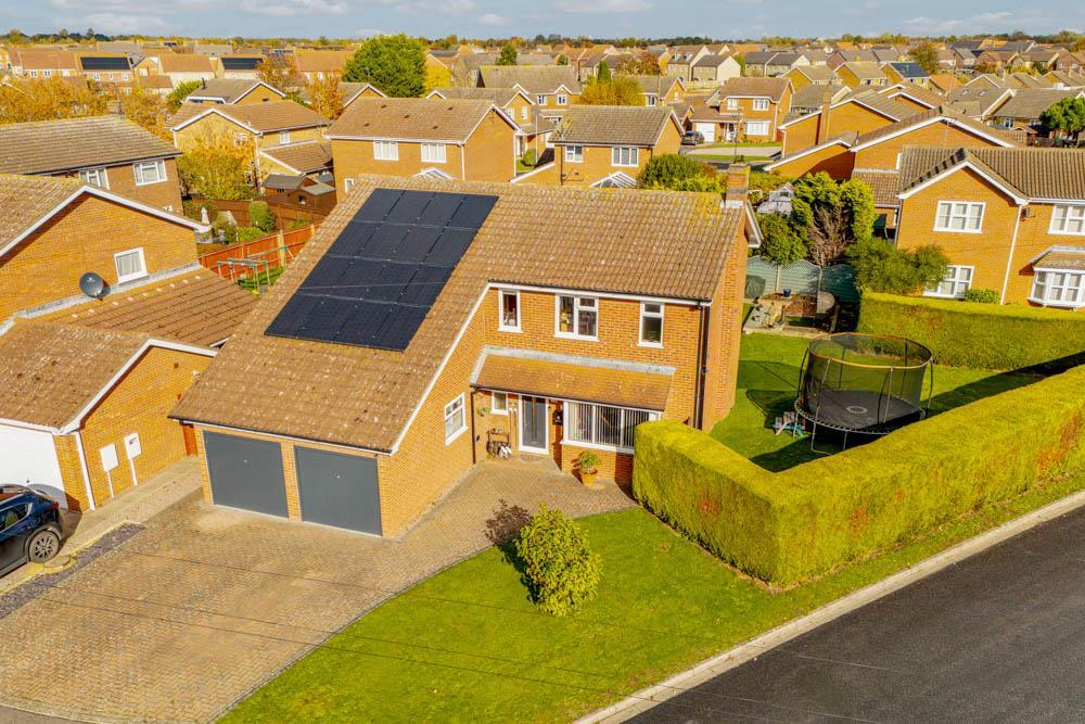 13 Meadway (Spalding)-1.jpg