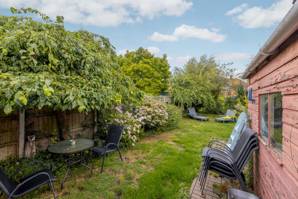 28 Albert Street (Spalding)-9