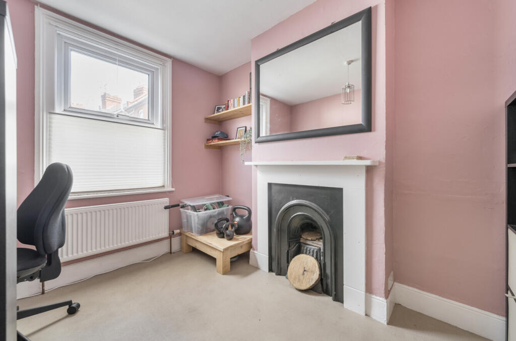 1296080-1-683058a...