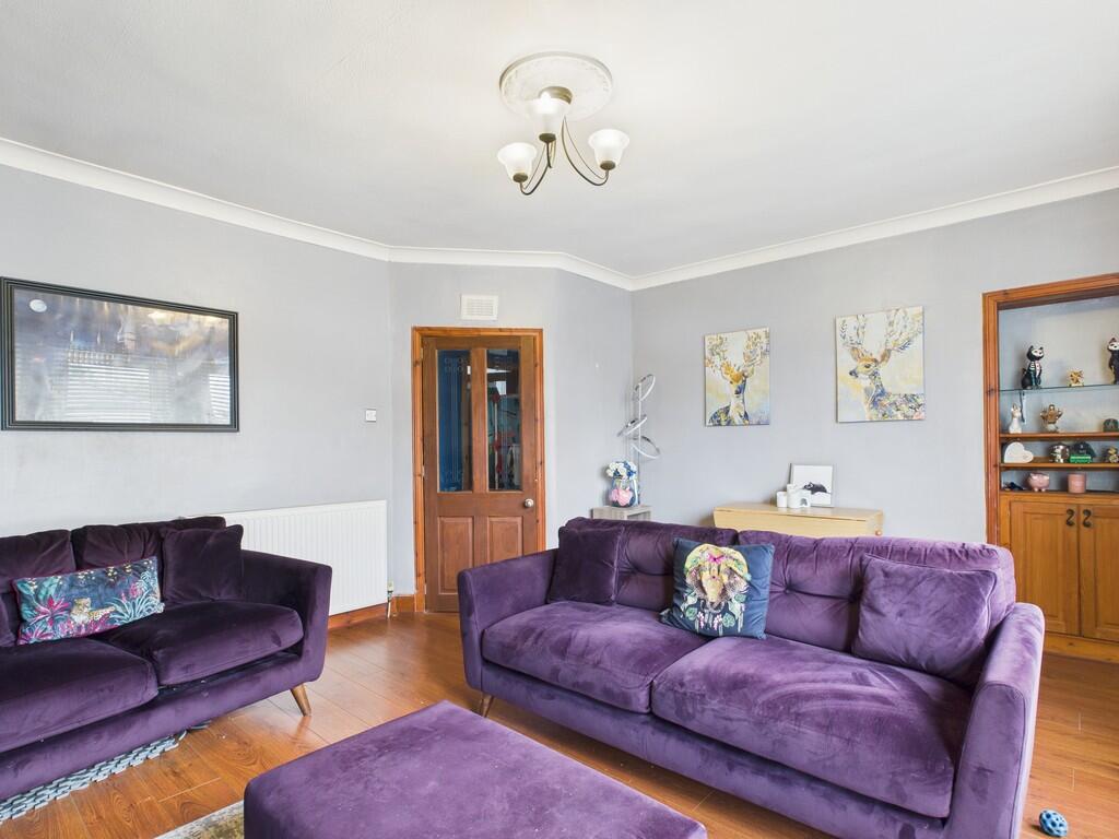 CAM05526G0-PR0027...