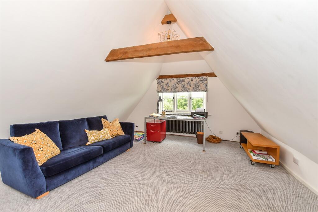 Snug/ Office Area