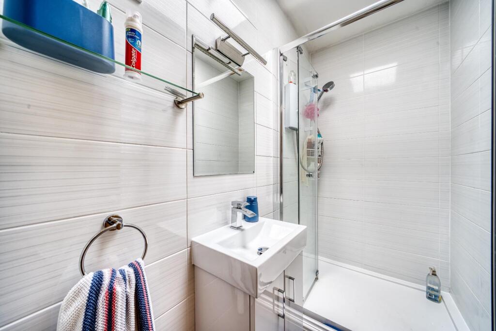 16 - family shower room.jpeg