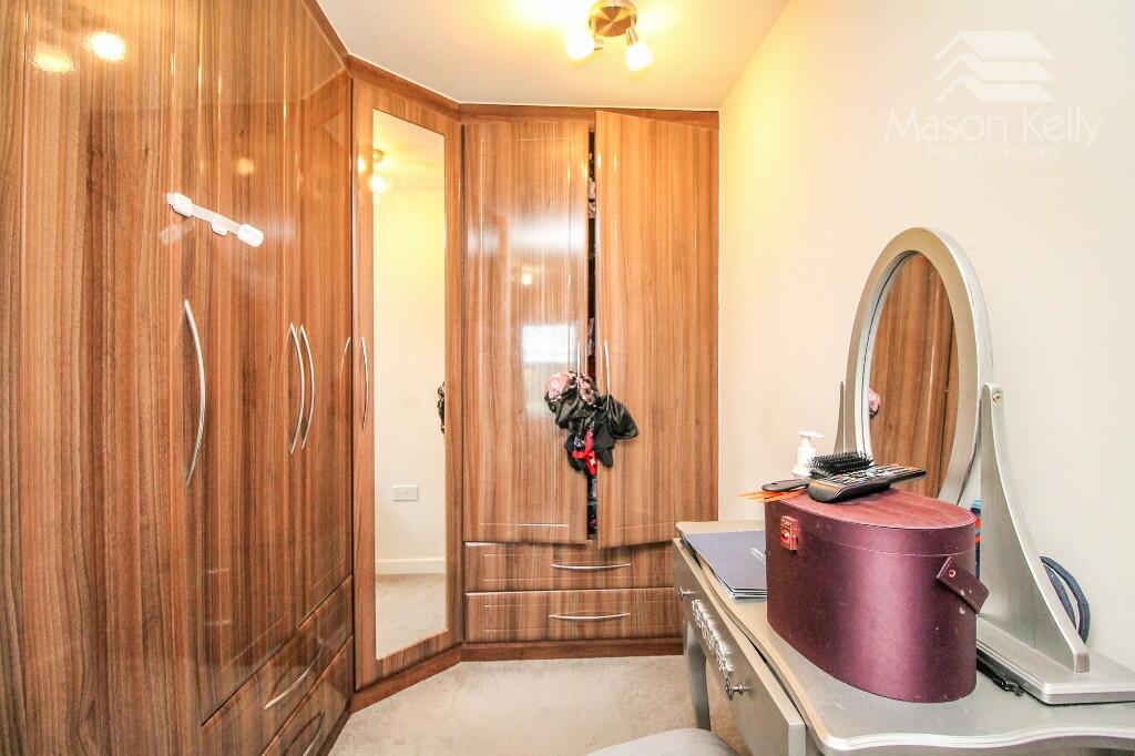 DRESSING AREA