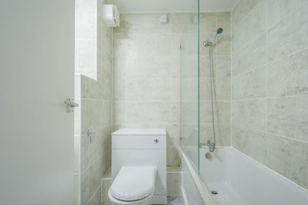 5 Cleveland Court...